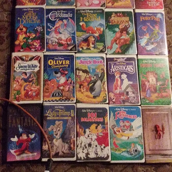 Disney VHS tapes - Picture 2 of 2